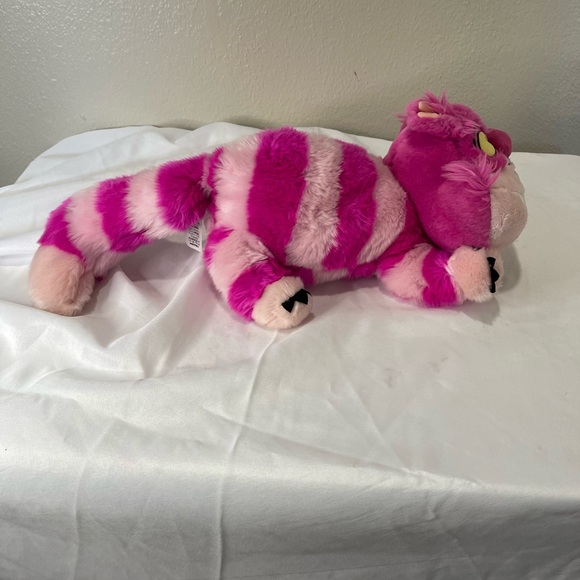 Disney Store CHESHIRE CAT 18" Plush Animal Stuffed Toy Alice in Wonderland Pink - Picture 6 of 8